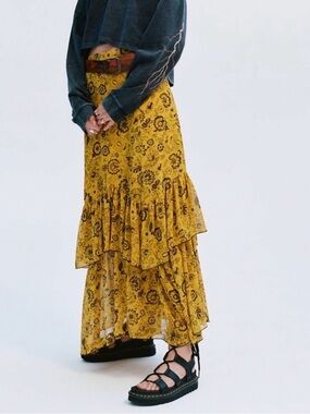 Urban Outfitters Black and Yellow Floral Tiered Maxi Skirt Size M